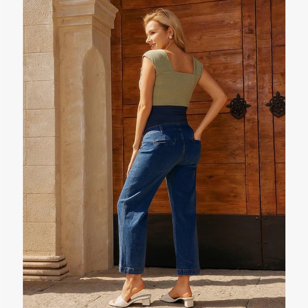 NWT maternity jeans, wide crop leggings size medium.